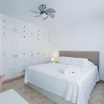 Daire Santa Ana L16 Balcon And Terrace *