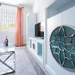 Santa Ana L16 Balcon And Terrace Daire